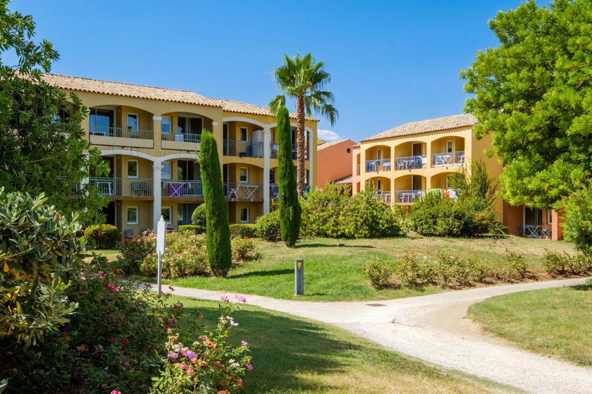 Residence Pierre & Vacances Les Rives De Cannes Mandelieu Mandelieu-la-Napoule Exterior foto