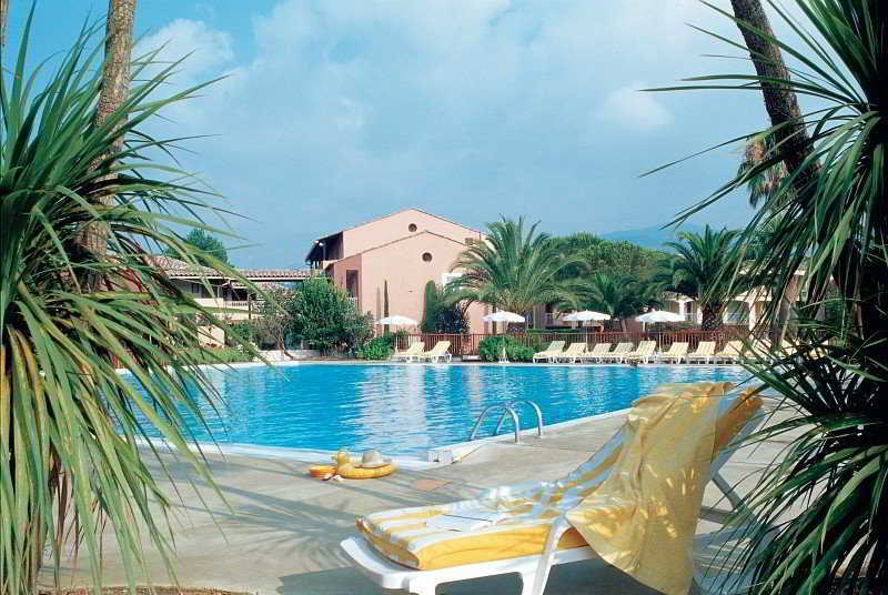 Residence Pierre & Vacances Les Rives De Cannes Mandelieu Mandelieu-la-Napoule Exterior foto
